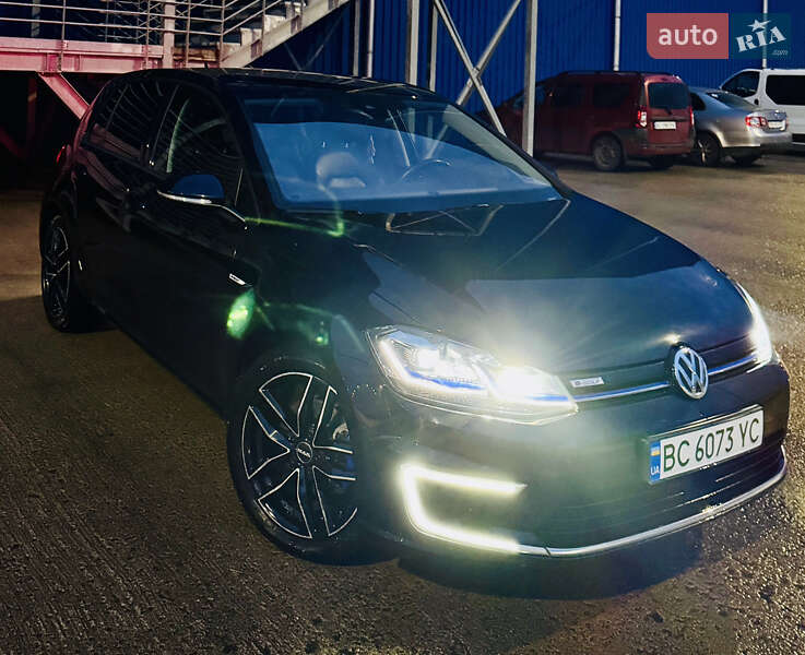 Хетчбек Volkswagen e-Golf 2018 в Львові
