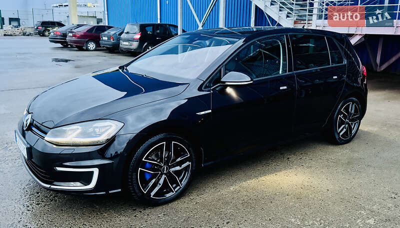Хетчбек Volkswagen e-Golf 2018 в Львові