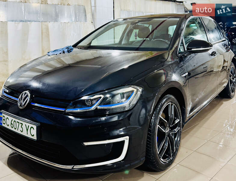 Хетчбек Volkswagen e-Golf 2018 в Львові
