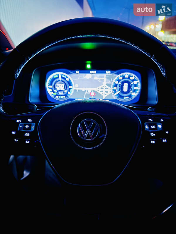 Хетчбек Volkswagen e-Golf 2018 в Львові