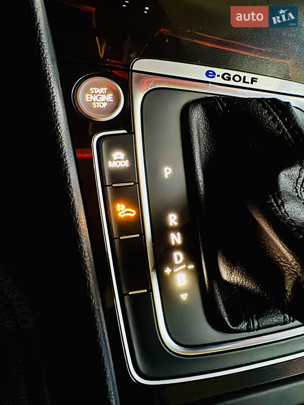 Хетчбек Volkswagen e-Golf 2018 в Львові