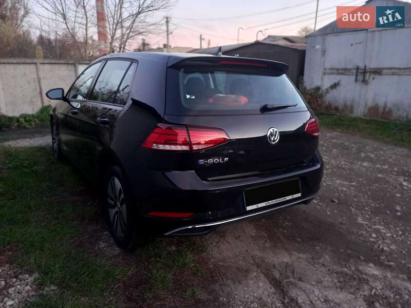 Хэтчбек Volkswagen e-Golf 2018 в Дрогобыче