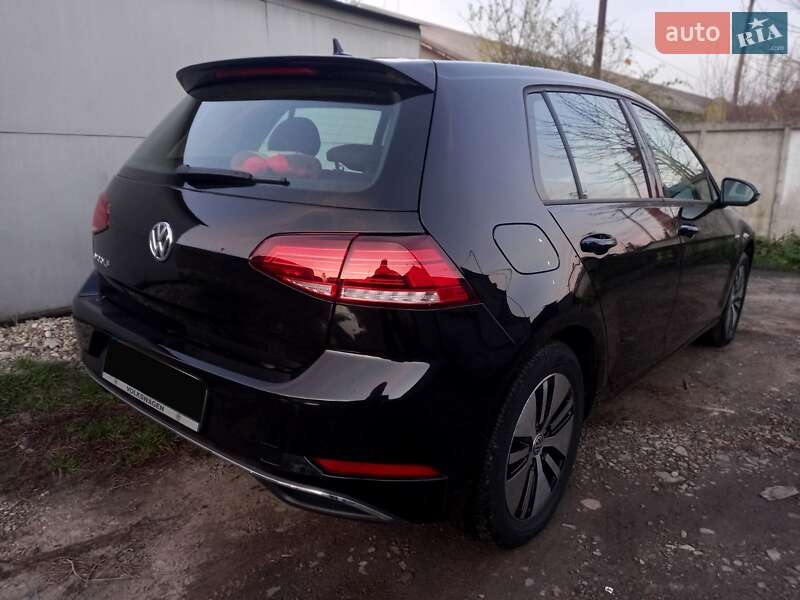 Хэтчбек Volkswagen e-Golf 2018 в Дрогобыче