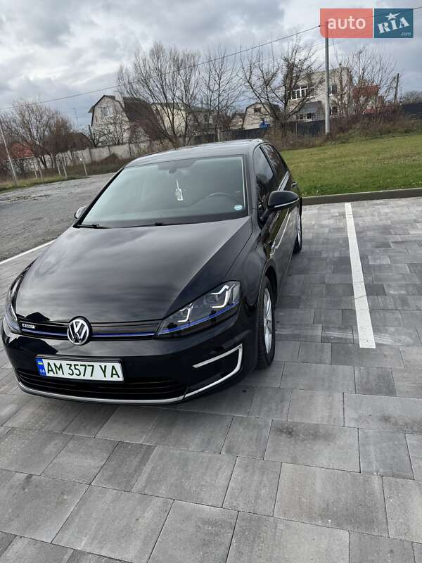 Хетчбек Volkswagen e-Golf 2016 в Бердичеві фото 4 Хетчбек Volkswagen e-Golf 2016 в Бердичеві