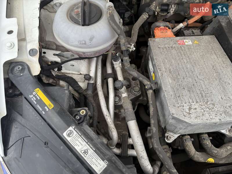 Хэтчбек Volkswagen e-Golf 2015 в Харькове