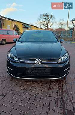 Хэтчбек Volkswagen e-Golf 2015 в Ровно