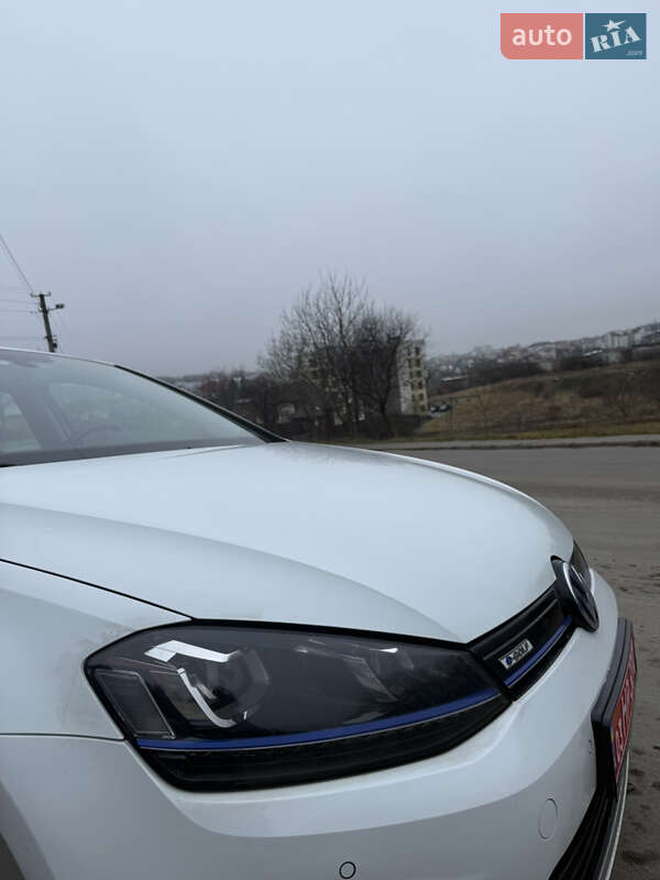 Хетчбек Volkswagen e-Golf 2014 в Тернополі фото 19 Хетчбек Volkswagen e-Golf 2014 в Тернополі