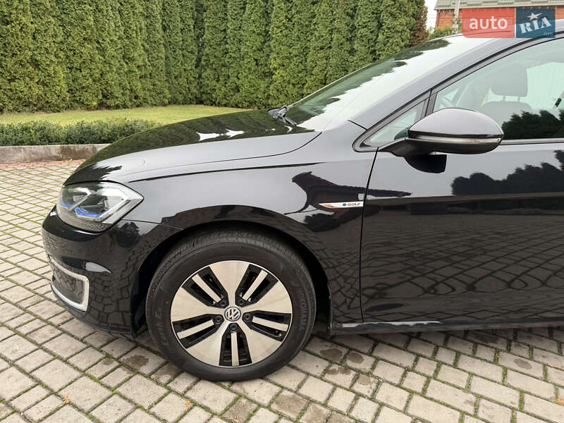 Хэтчбек Volkswagen e-Golf 2018 в Ровно