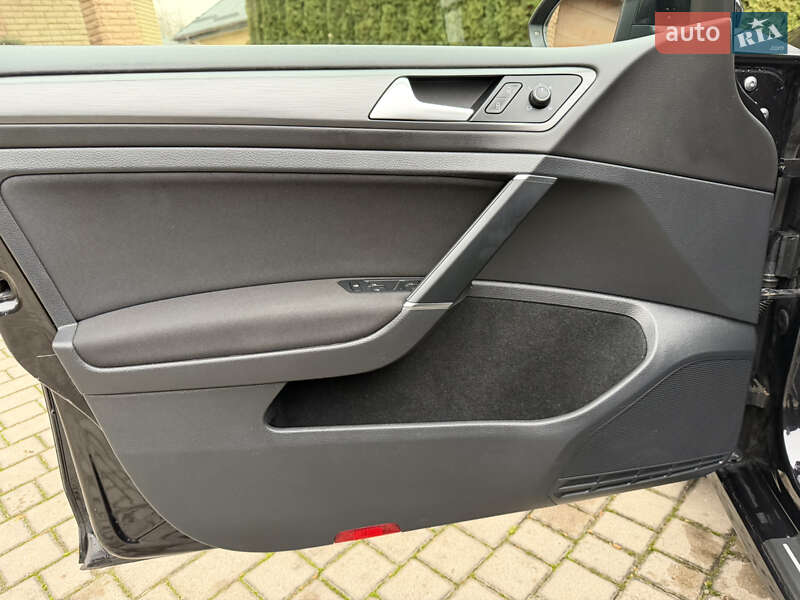 Хэтчбек Volkswagen e-Golf 2018 в Ровно