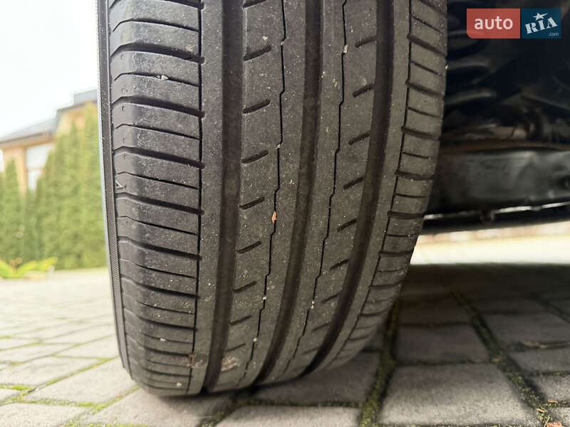 Хэтчбек Volkswagen e-Golf 2018 в Ровно