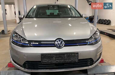 Хэтчбек Volkswagen e-Golf 2016 в Львове
