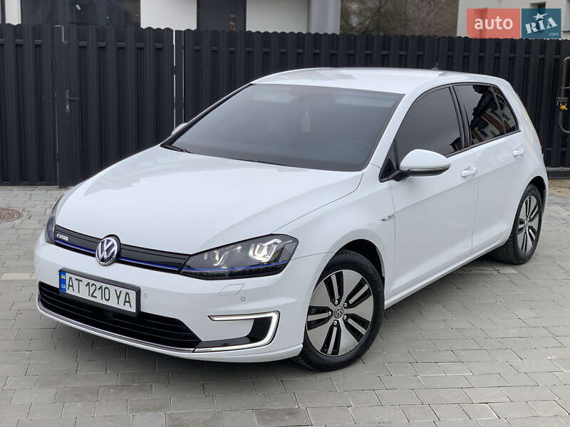 Хэтчбек Volkswagen e-Golf 2015 в Ивано-Франковске