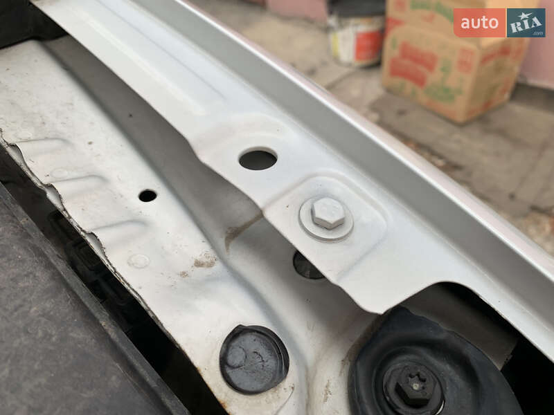 Хэтчбек Volkswagen e-Golf 2015 в Ивано-Франковске