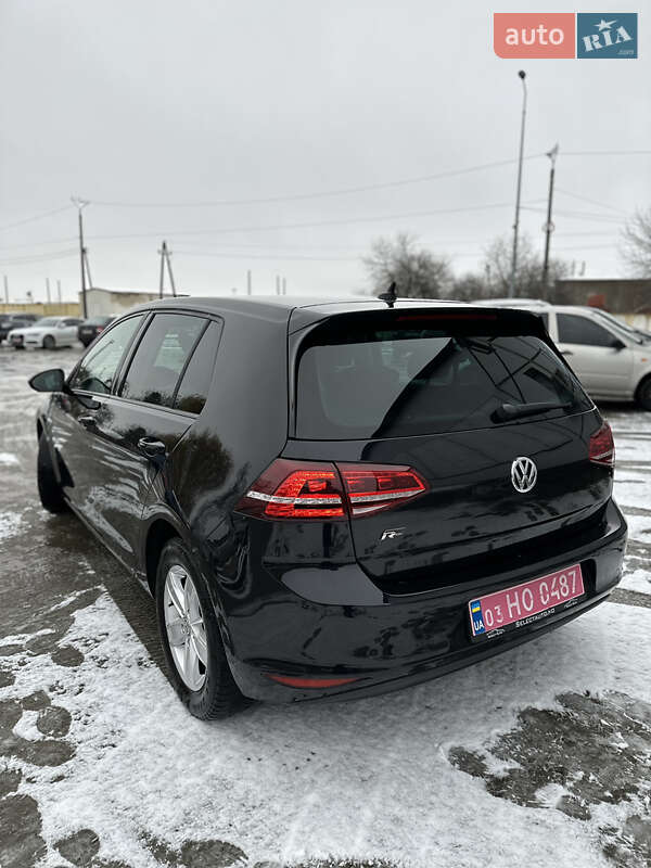 Хэтчбек Volkswagen e-Golf 2014 в Владимире