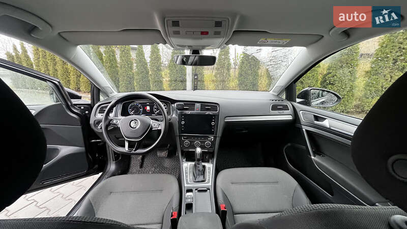 Хэтчбек Volkswagen e-Golf 2020 в Тернополе