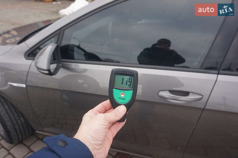 Хэтчбек Volkswagen e-Golf 2015 в Самборе