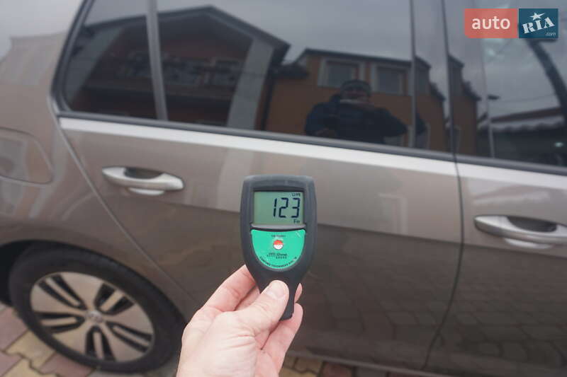 Хэтчбек Volkswagen e-Golf 2015 в Самборе