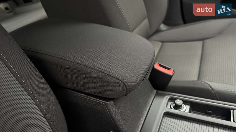 Хэтчбек Volkswagen e-Golf 2021 в Сваляве