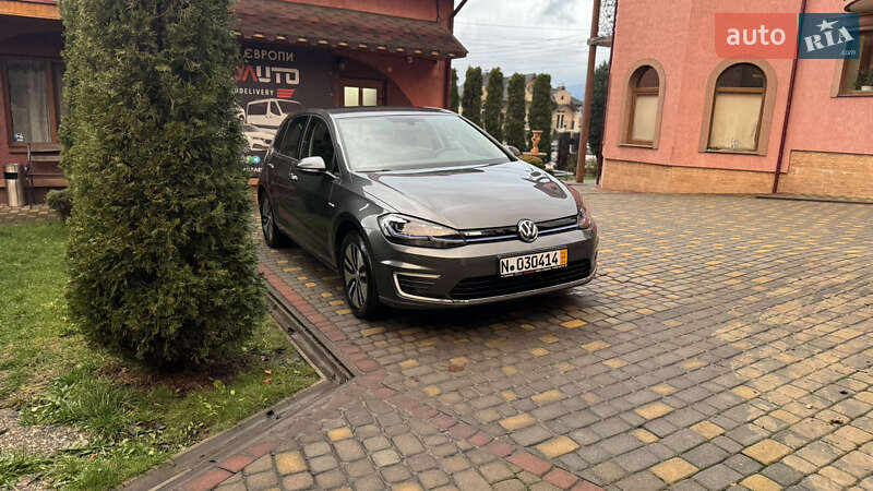 Хэтчбек Volkswagen e-Golf 2021 в Сваляве