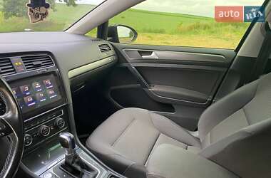Хэтчбек Volkswagen e-Golf 2017 в Житомире