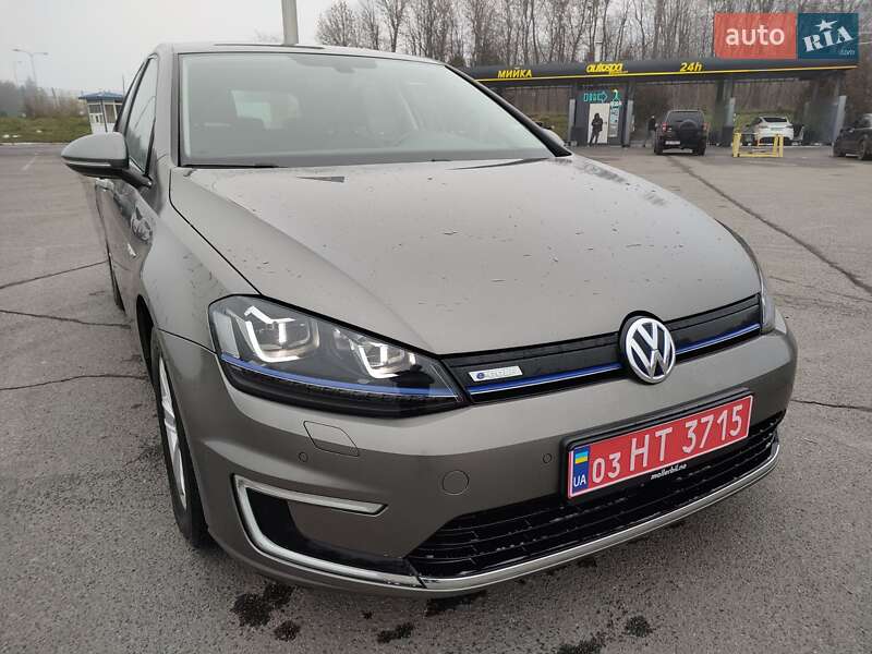 Volkswagen e-Golf 2016