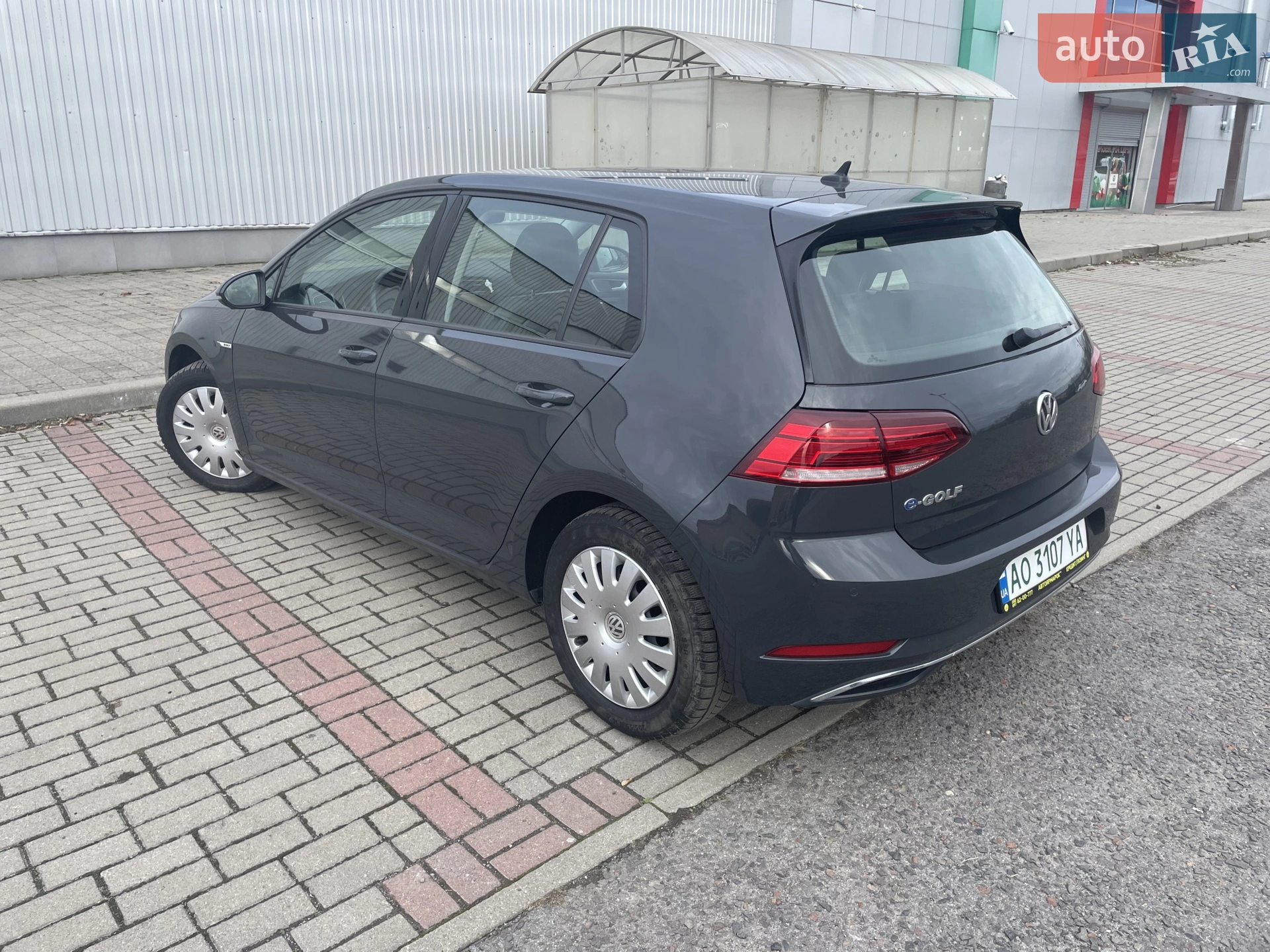 2019 Volkswagen Golf - мініатюра 6