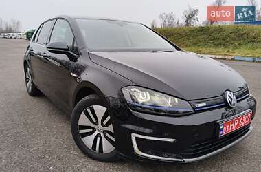 Хетчбек Volkswagen e-Golf 2015 в Києві