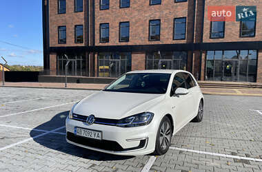 Хетчбек Volkswagen e-Golf 2017 в Вінниці