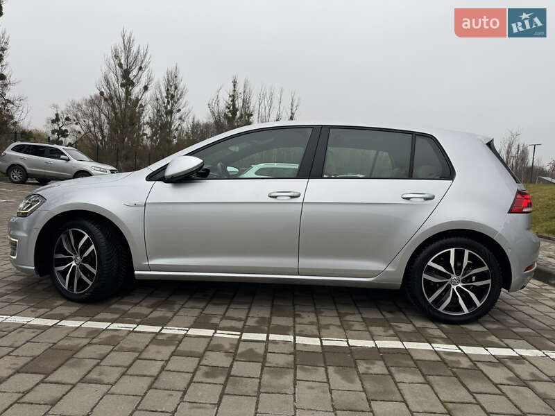 Хэтчбек Volkswagen e-Golf 2019 в Луцке