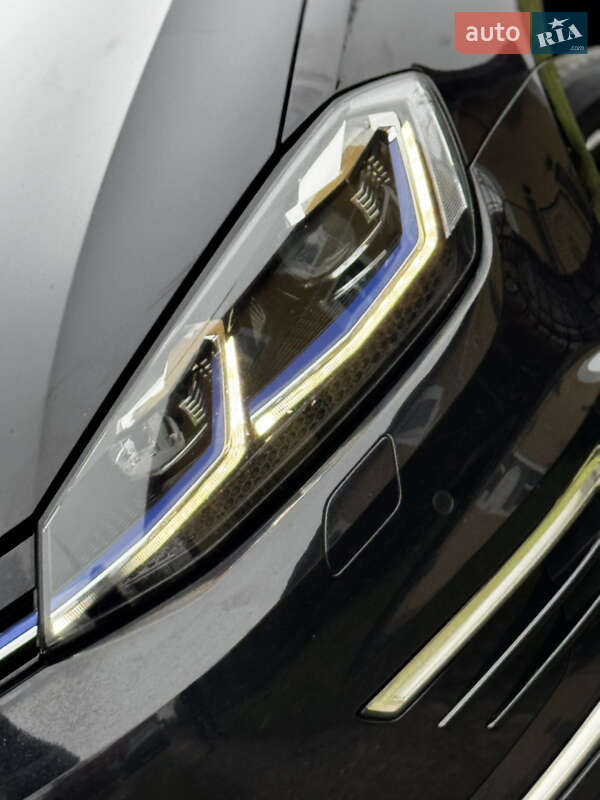 Хэтчбек Volkswagen e-Golf 2019 в Дрогобыче