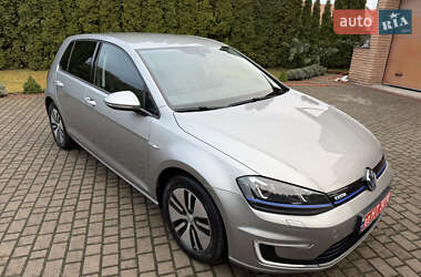 Хетчбек Volkswagen e-Golf 2016 в Рівному
