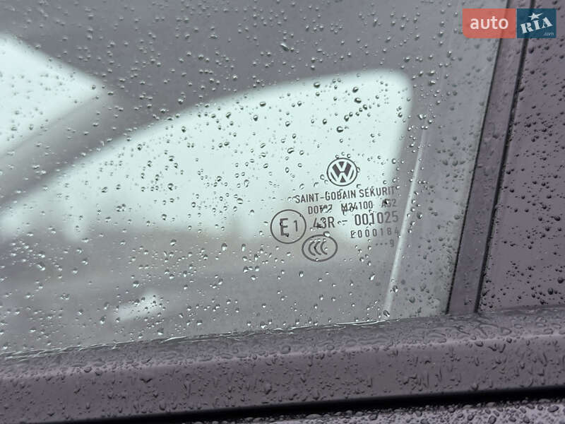 Хэтчбек Volkswagen e-Golf 2019 в Ровно