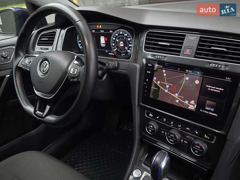 Хэтчбек Volkswagen e-Golf 2018 в Тернополе фото 37 Хэтчбек Volkswagen e-Golf 2018 в Тернополе