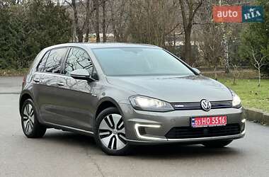Хетчбек Volkswagen e-Golf 2016 в Рівному