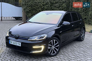 Хетчбек Volkswagen e-Golf 2018 в Рівному