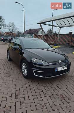 Хэтчбек Volkswagen e-Golf 2016 в Ровно