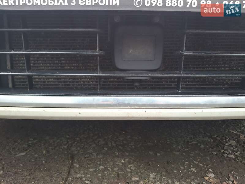 Хетчбек Volkswagen e-Golf 2015 в Полтаві фото 24 Хетчбек Volkswagen e-Golf 2015 в Полтаві