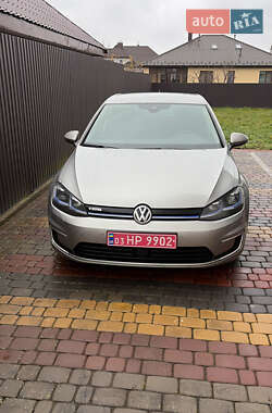 Хэтчбек Volkswagen e-Golf 2017 в Луцке