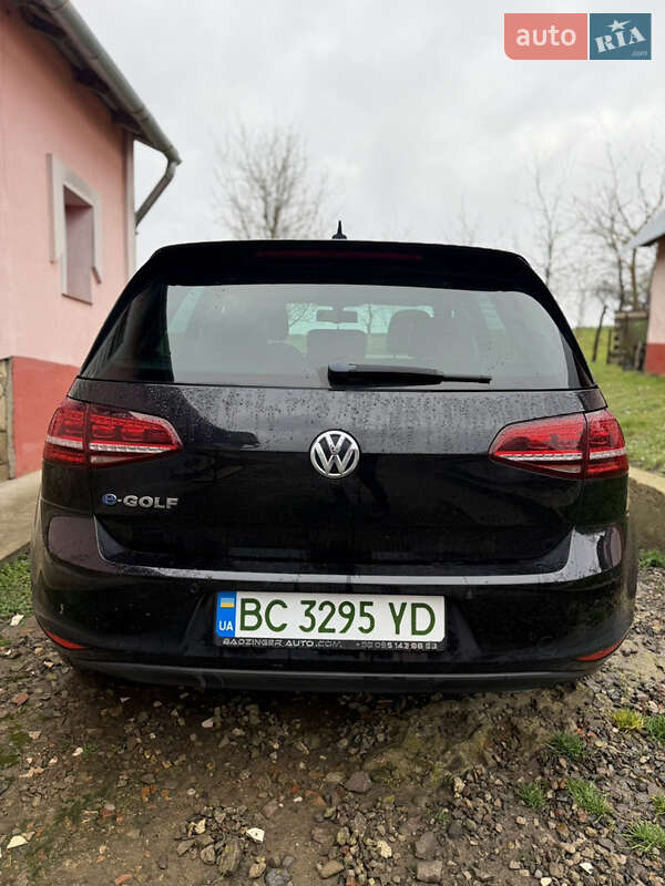 Хэтчбек Volkswagen e-Golf 2015 в Городке фото 5 Хэтчбек Volkswagen e-Golf 2015 в Городке
