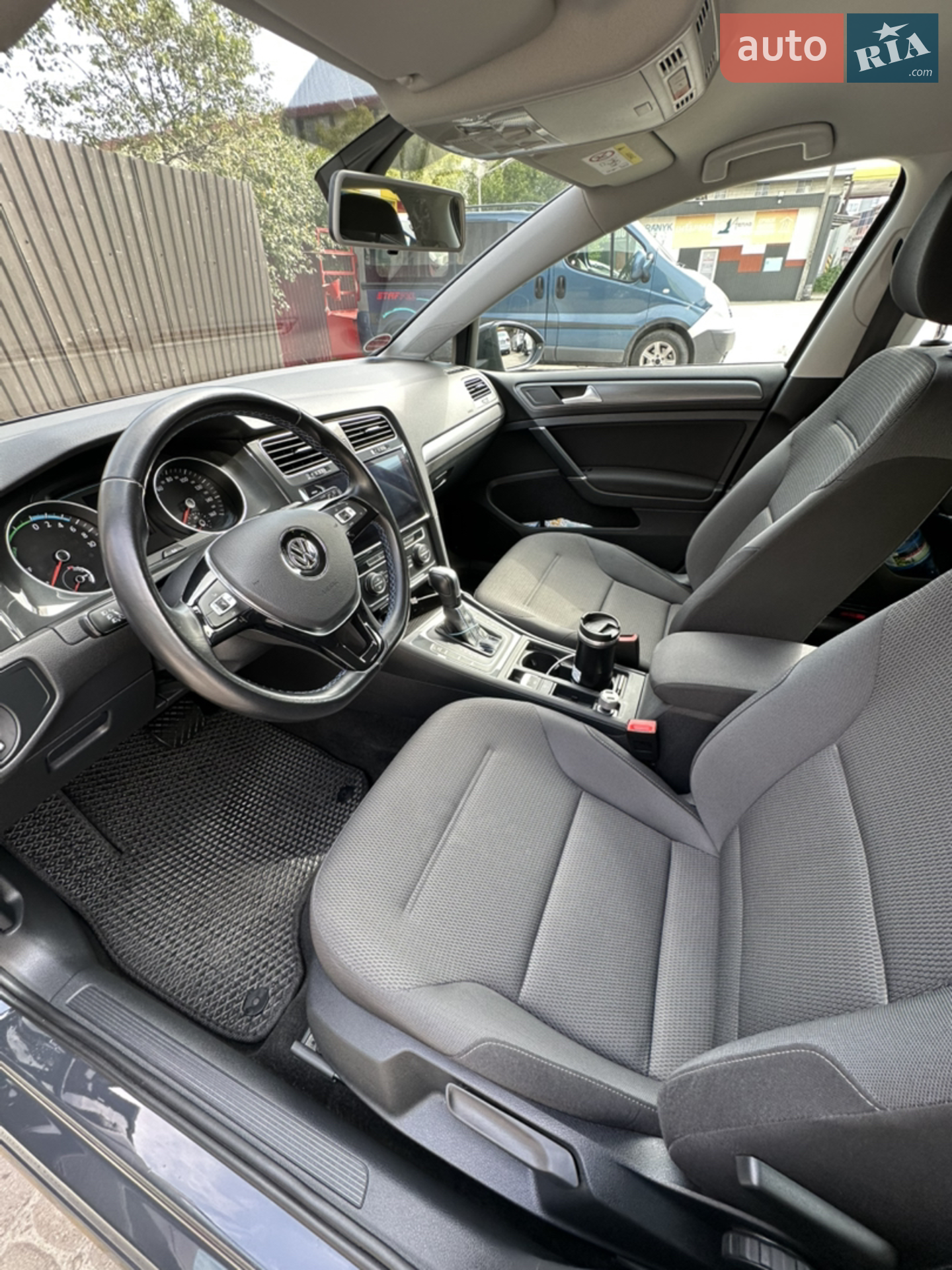 2020 Volkswagen Golf - мініатюра 6