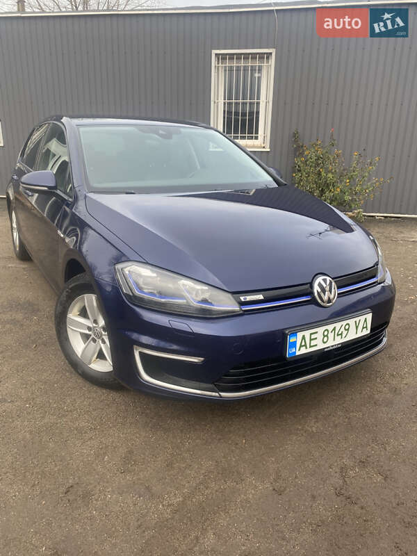 Хетчбек Volkswagen e-Golf 2018 в Кривому Розі