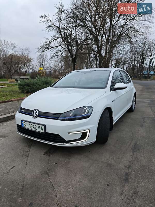 Volkswagen e-Golf 2014