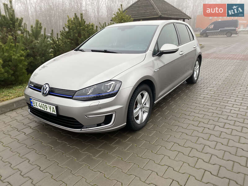 Volkswagen e-Golf 2016