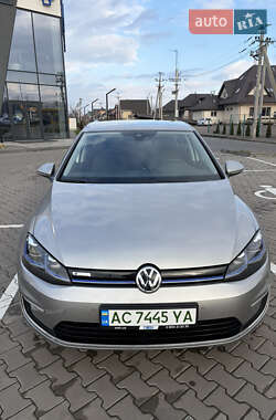Хэтчбек Volkswagen e-Golf 2017 в Луцке
