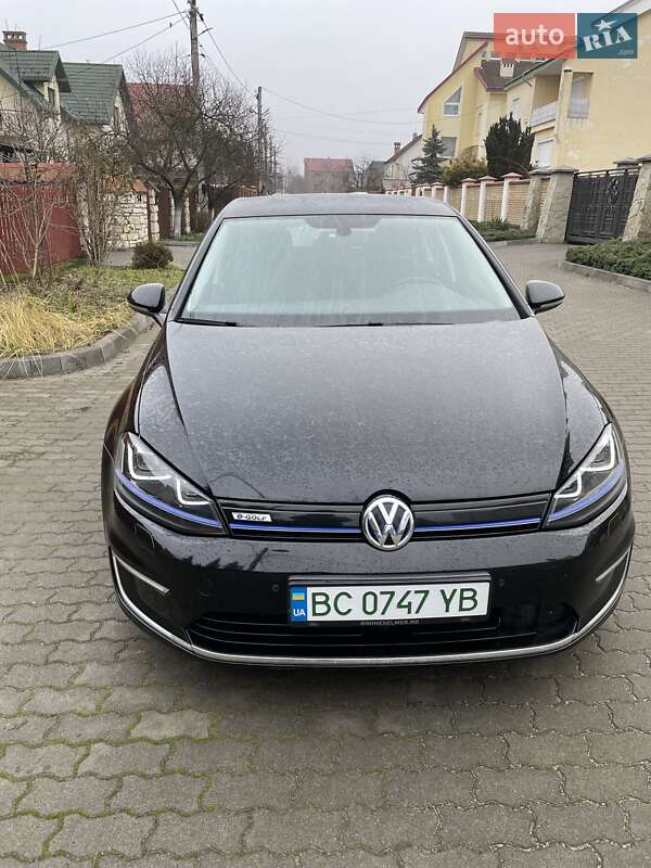 Volkswagen e-Golf 2016