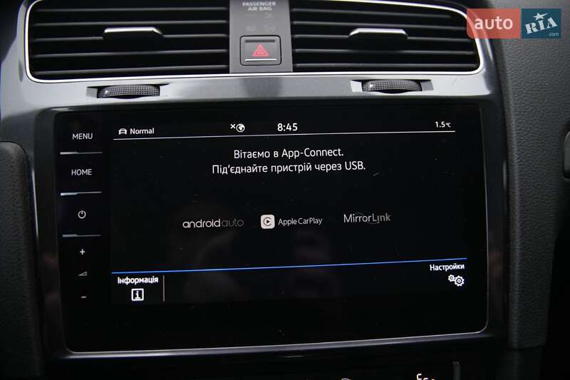 Хэтчбек Volkswagen e-Golf 2017 в Дубно