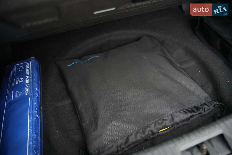 Хэтчбек Volkswagen e-Golf 2017 в Дубно