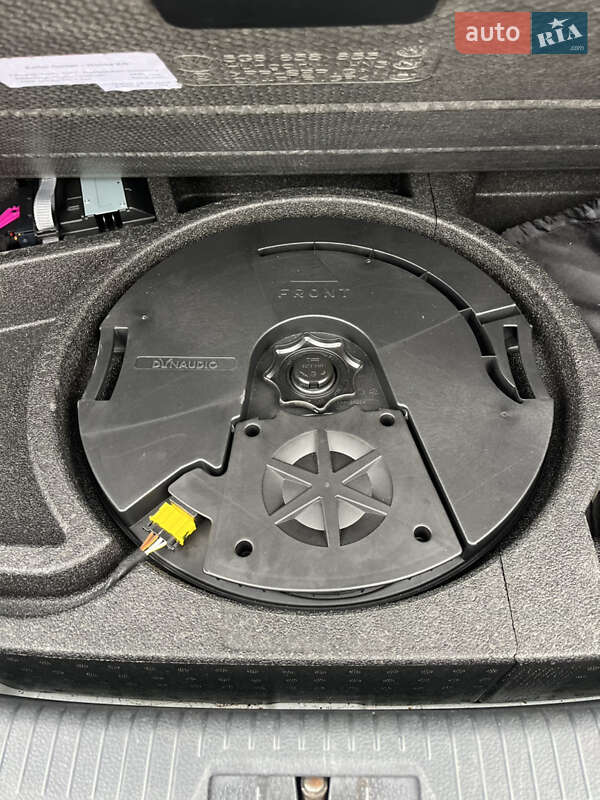 Хэтчбек Volkswagen e-Golf 2015 в Ковеле