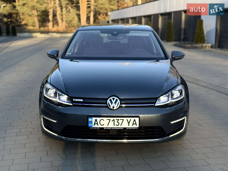 Хэтчбек Volkswagen e-Golf 2018 в Ковеле