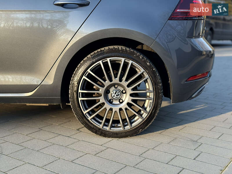Хэтчбек Volkswagen e-Golf 2018 в Ковеле